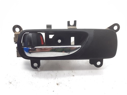 6774053010 rear inner door