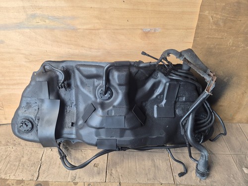 Lexus 220d fuel tank - fuel,