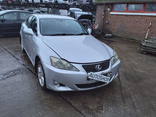 Lexus 220d 2005 2008 towbar - is,