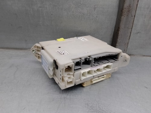 8273053022 fuse box - 8273053022,