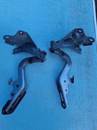 Lexus 220 bonnet - bonnet, hinges